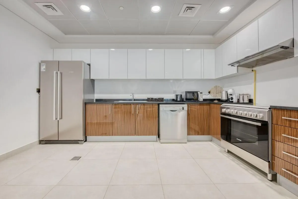 Luxury 3 Bed Apartment In Dubai Marina 0*,  Verenigde Arabische Emiraten