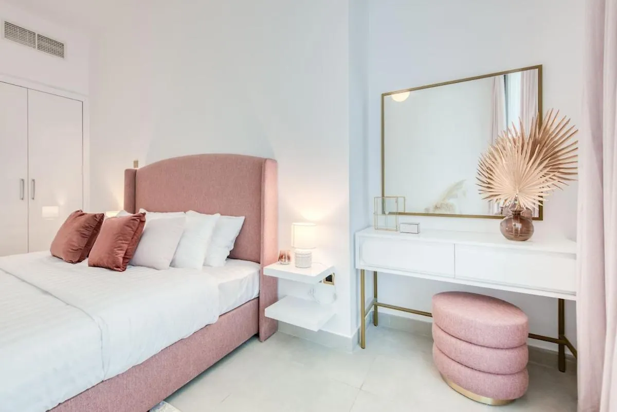 Luxury 3 Bed Apartment In Dubai Marina 0*,  Verenigde Arabische Emiraten